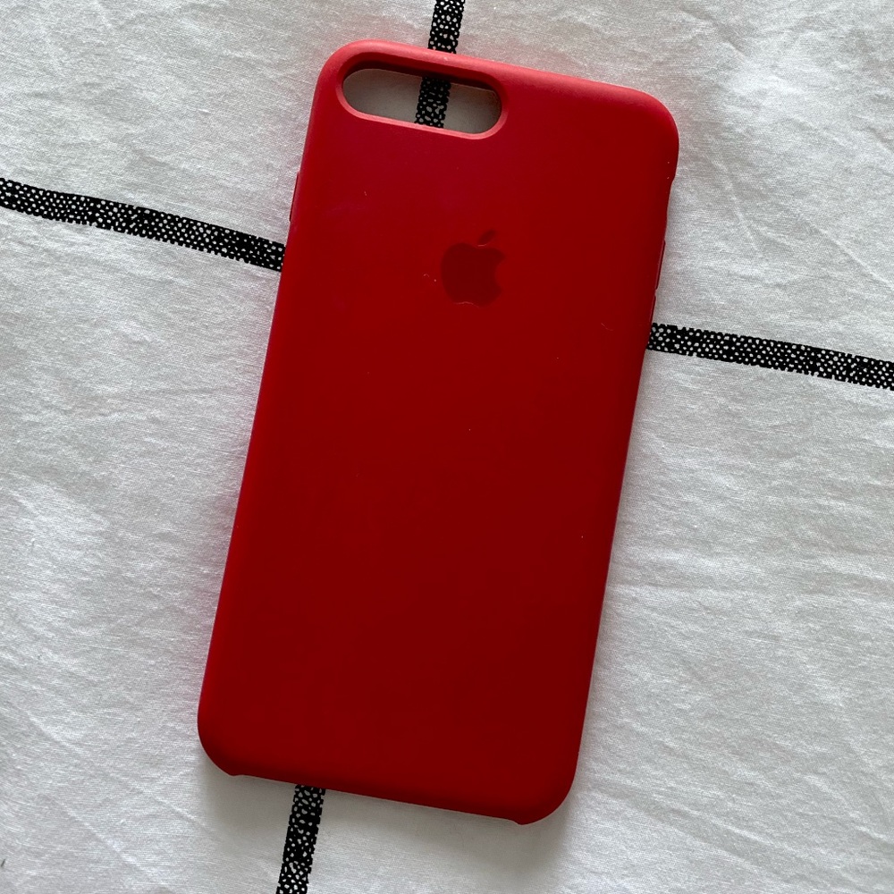 Apple iPhone 8 Plus / 7 Plus Silicone Case - Red